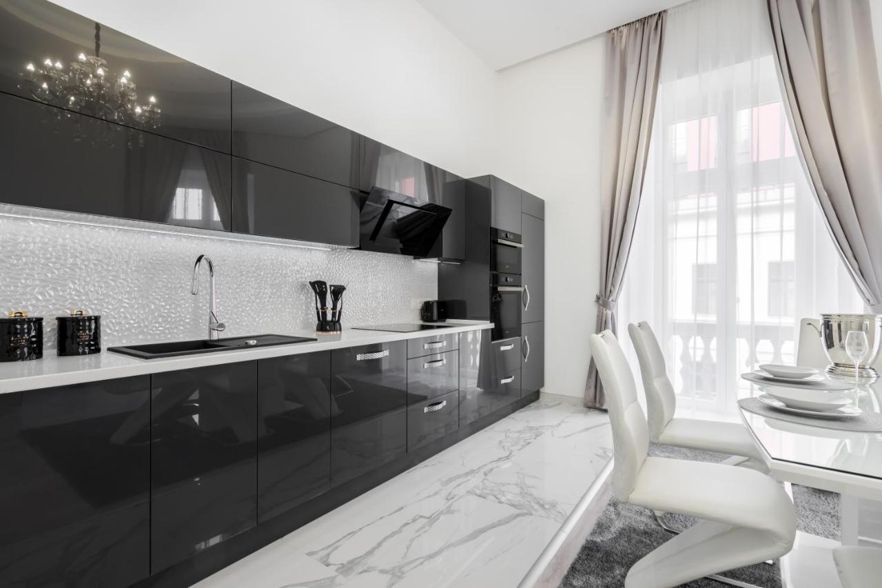 בודפשט Kiraly 35 Luxury Apartment With Free Parking מראה חיצוני תמונה