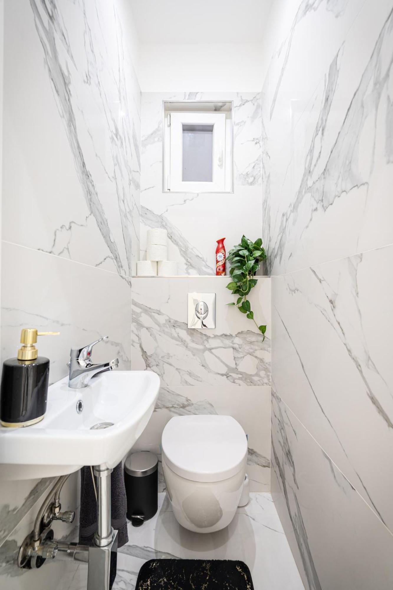 בודפשט Kiraly 35 Luxury Apartment With Free Parking מראה חיצוני תמונה