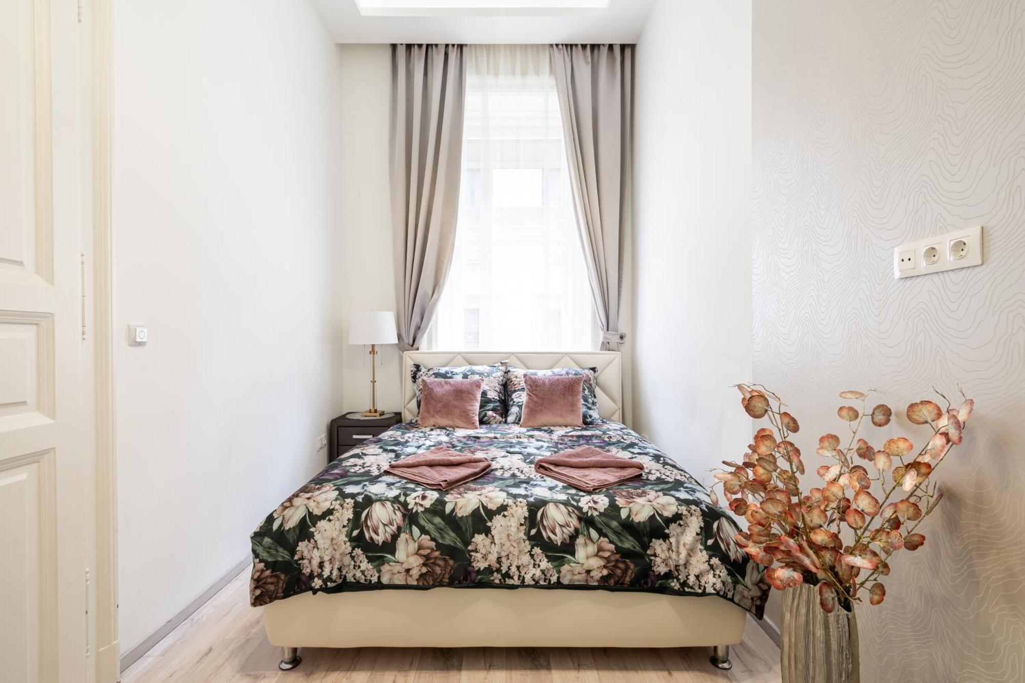 בודפשט Kiraly 35 Luxury Apartment With Free Parking מראה חיצוני תמונה